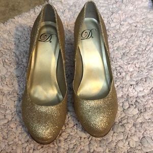 Gold glitter high heels